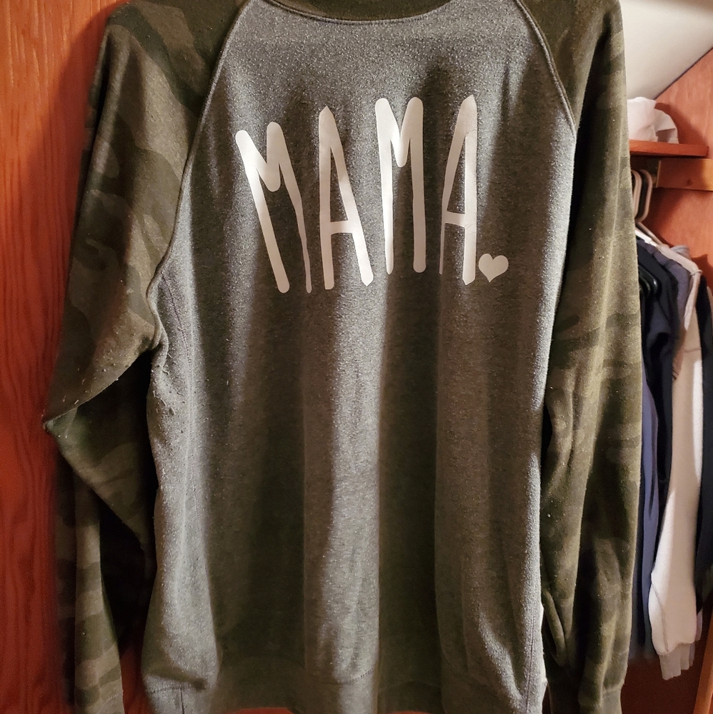 Cute boutique sweater